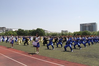 2017武术拳操比赛举行 大学生们爱上武术运动